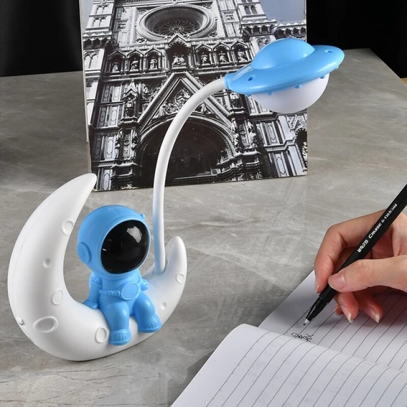 Creative Astronaut Desk Lamp Multi-Function LED Night Light USB Eye Protection Bedroom Bedside Lamp for.....